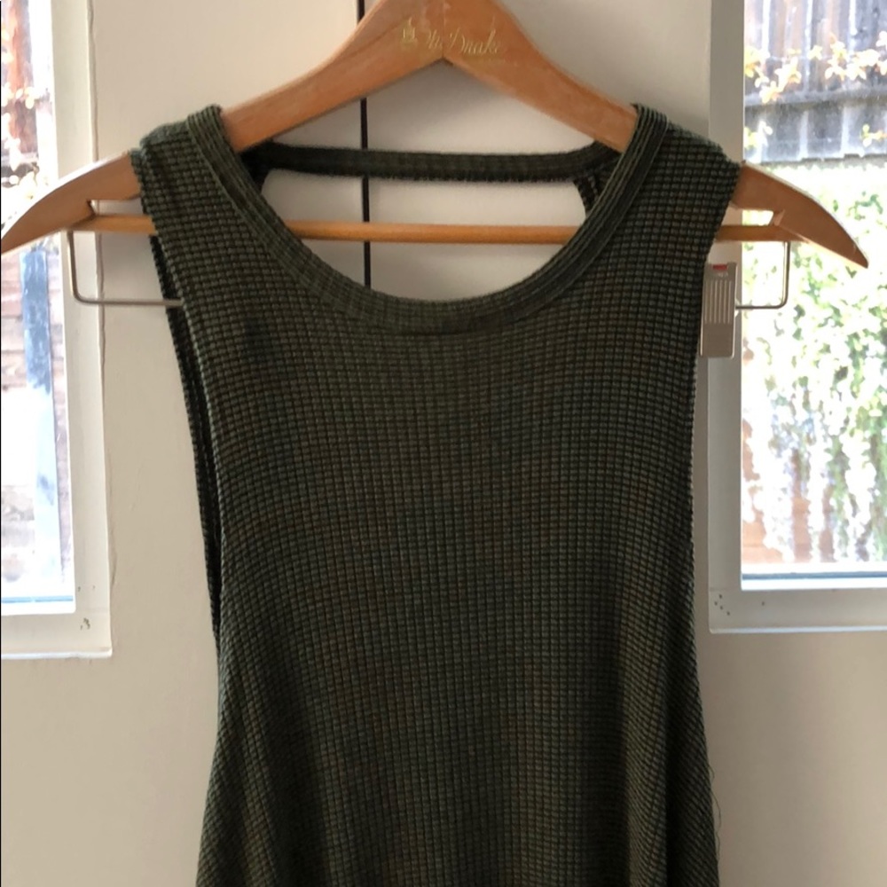 flowy patterened green sun dress!
